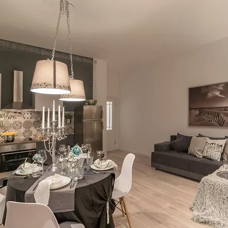 Konukevi Luxury In The Centre**** Pula