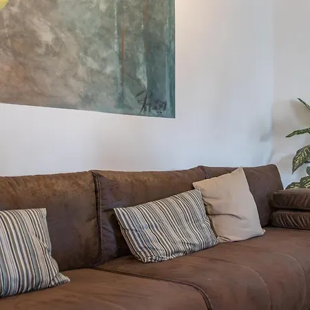 Luxury In The Centre**** Konukevi